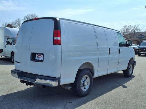 2026 Chevrolet Express 2500 2500 Regular Wheelbase, WT, RWD