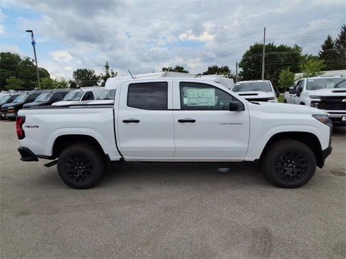 2025 Chevrolet Colorado WT