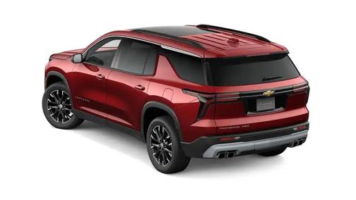 Radiant Red Tintcoat 2026 Chevrolet Traverse LT