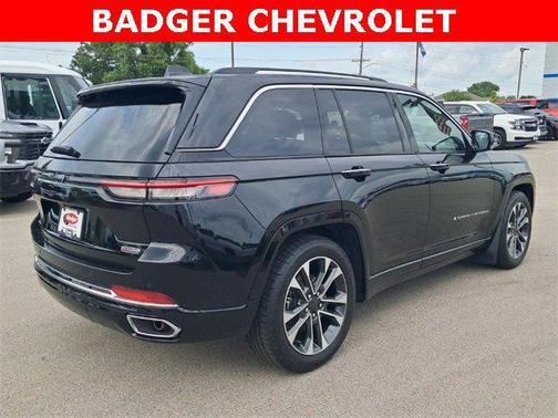 2023 Jeep Grand Cherokee Overland