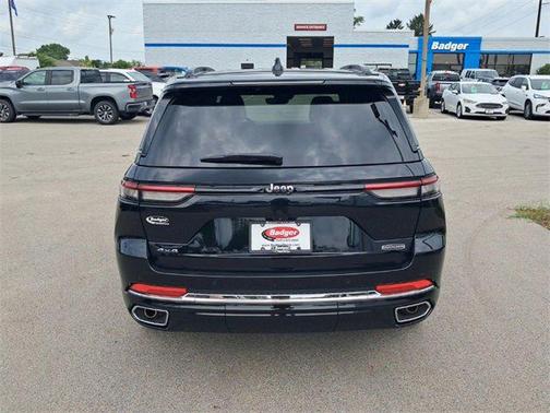 2023 Jeep Grand Cherokee Overland