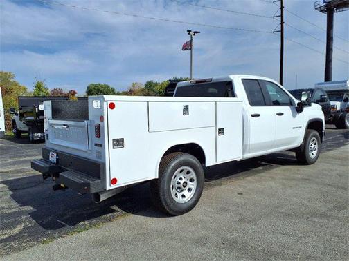 2025 Chevrolet Silverado 3500 WT