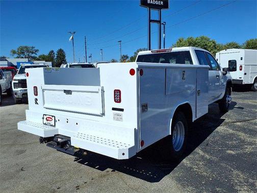 2025 Chevrolet Silverado 3500 WT