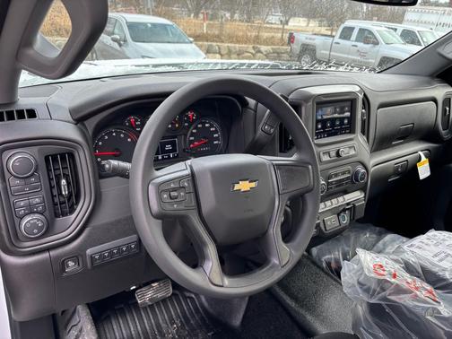 2025 Chevrolet Silverado 3500 WT