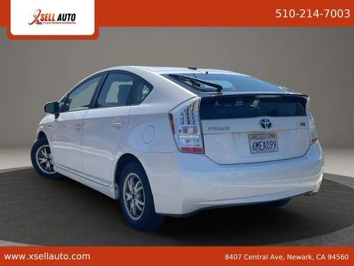 2011 Toyota Prius I