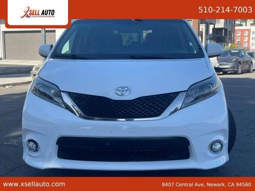 2017 Toyota Sienna SE