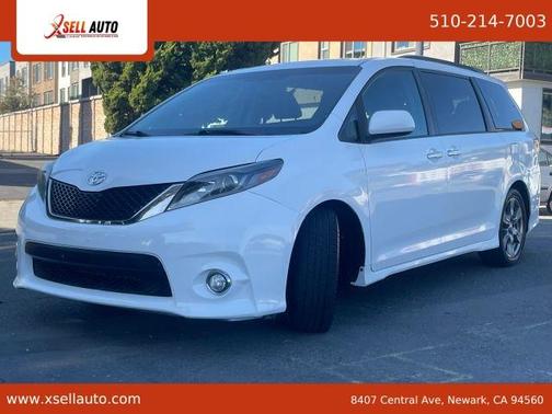 2017 Toyota Sienna SE