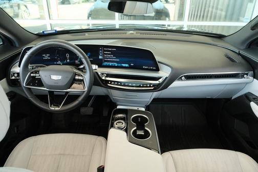 2024 Cadillac LYRIQ Sport