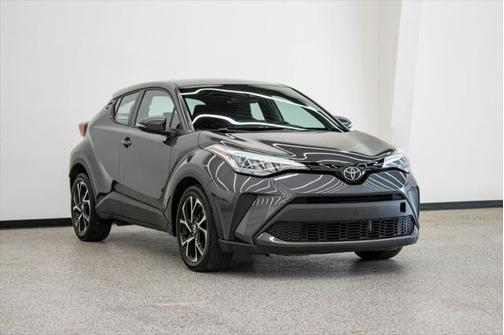 2022 Toyota C-HR XLE
