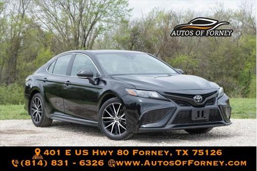 2024 Toyota Camry SE