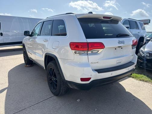 2018 Jeep Grand Cherokee Laredo E
