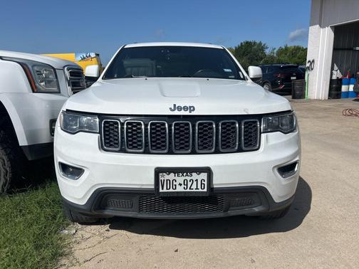 2018 Jeep Grand Cherokee Laredo E