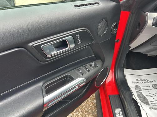 2021 Ford Mustang EcoBoost Premium