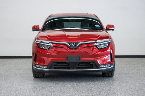 2023 VinFast VF 8 Plus
