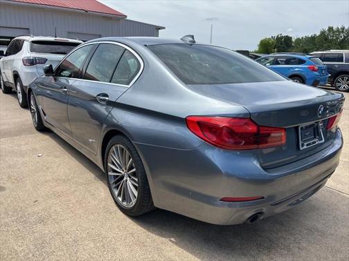 2019 BMW 530 530i