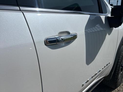2024 GMC Sierra 2500 Denali