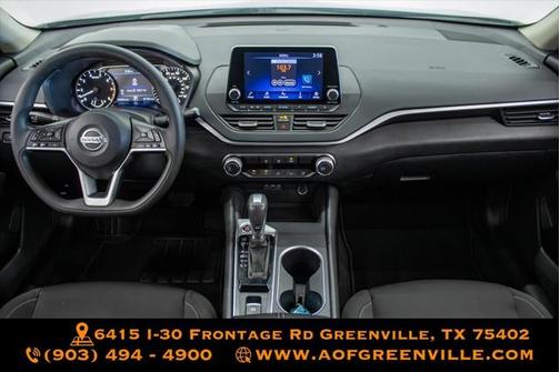 2022 Nissan Altima 2.5 SV
