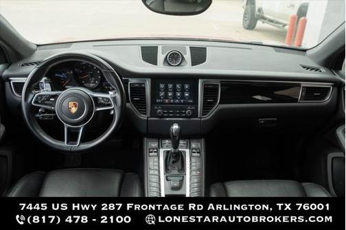 2018 Porsche Macan Base