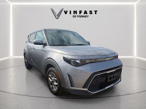 Steel Gray 2024 Kia Soul LX