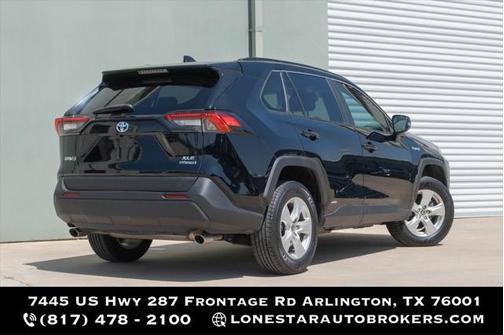 2021 Toyota RAV4 Hybrid XLE