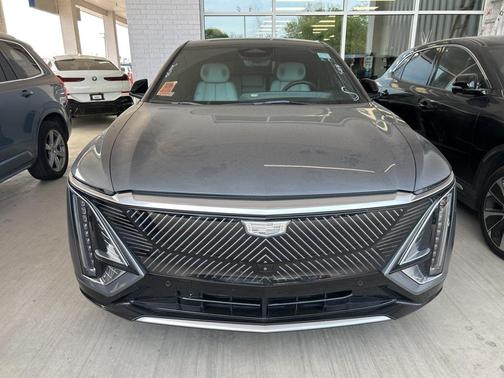 2023 Cadillac LYRIQ Luxury