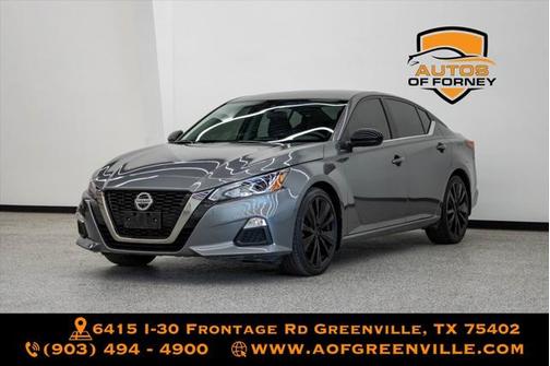 2022 Nissan Altima SR FWD