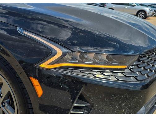 Ebony Black 2021 Kia K5 LXS