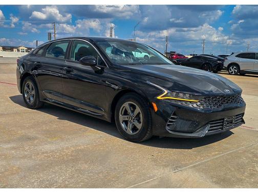 Ebony Black 2021 Kia K5 LXS