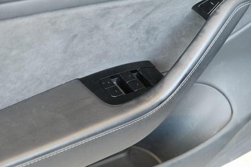 2019 Tesla Model 3 Mid Range