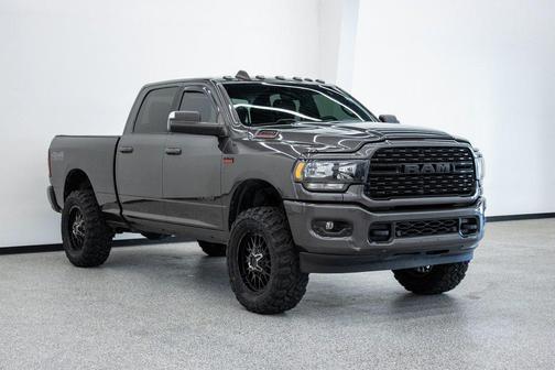 2022 RAM 2500 Big Horn Crew Cab 4x4 6'4' Box