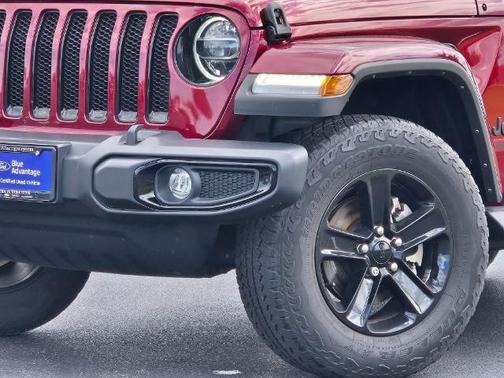 Snazzberry Pearlcoat 2021 Jeep Wrangler Unlimited SAHARA