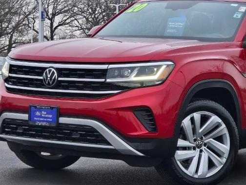 2020 Volkswagen Atlas Cross Sport 2.0T SE W/ TECHNOLOGY