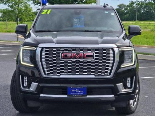 Black 2021 GMC Yukon DENALI