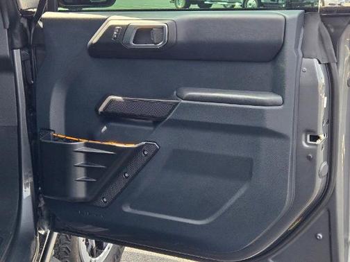 CARBONIZED GRAY METALLIC 2024 Ford Bronco BADLANDS