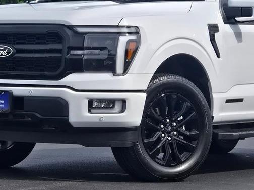 OXFORD WHITE 2024 Ford F-150 LARIAT