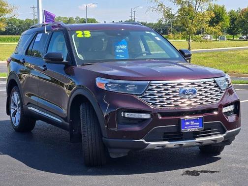 JEWEL RED MET TINTED CC 2023 Ford Explorer PLATINUM