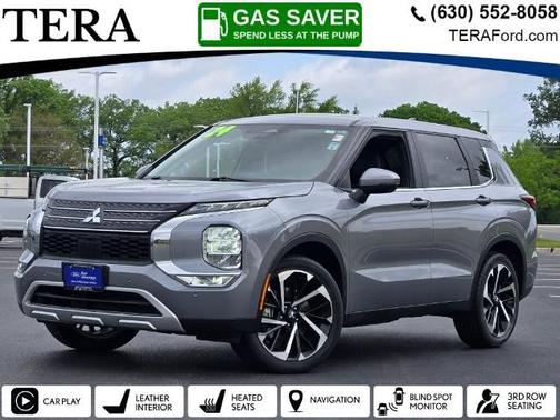 Gray 2024 Mitsubishi Outlander SE