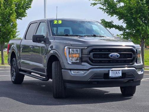 CARBONIZED GRAY METALLIC 2023 Ford F-150 XLT