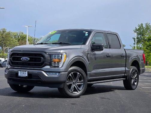 CARBONIZED GRAY METALLIC 2023 Ford F-150 XLT