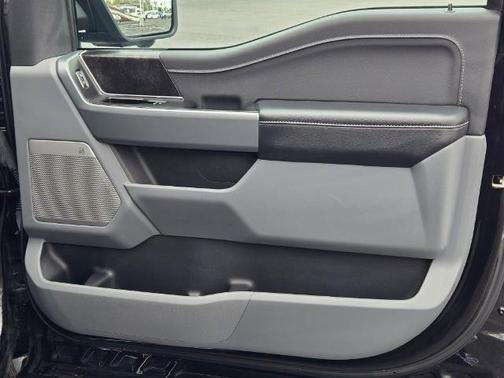 AGATE BLACK METALLIC 2022 Ford F-150 XLT