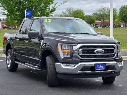 AGATE BLACK METALLIC 2022 Ford F-150 XLT