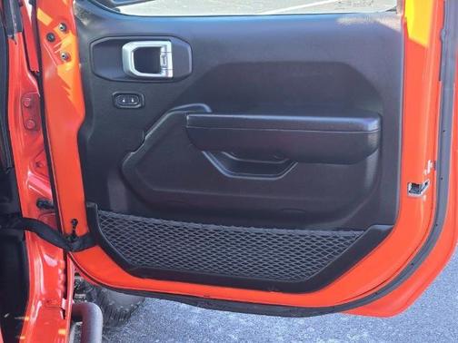 2019 Jeep Wrangler SPORT