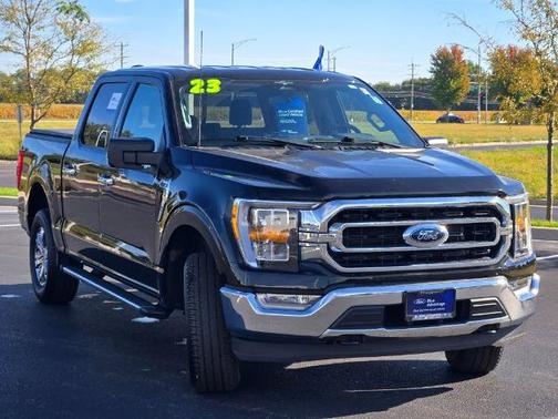 AGATE BLACK METALLIC 2023 Ford F-150 XLT