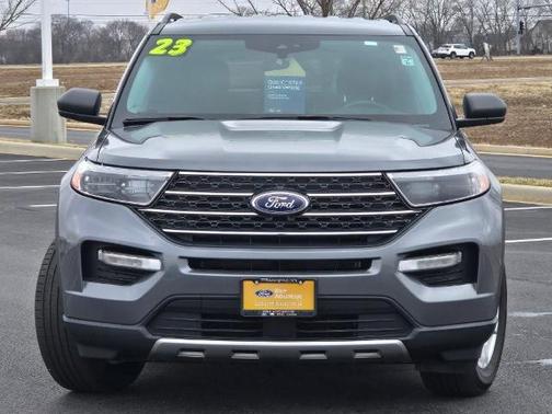 CARBONIZED GRAY METALLIC 2023 Ford Explorer XLT