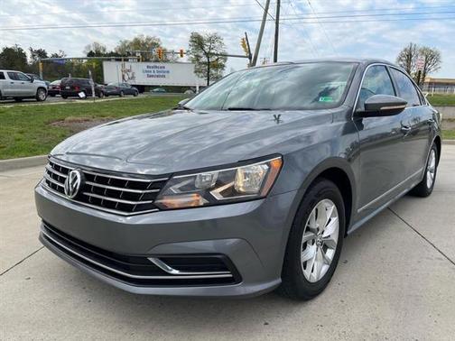 2016 Volkswagen Passat 1.8T S