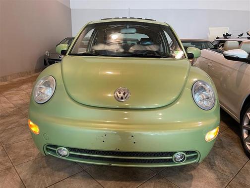 2004 Volkswagen New Beetle GLS