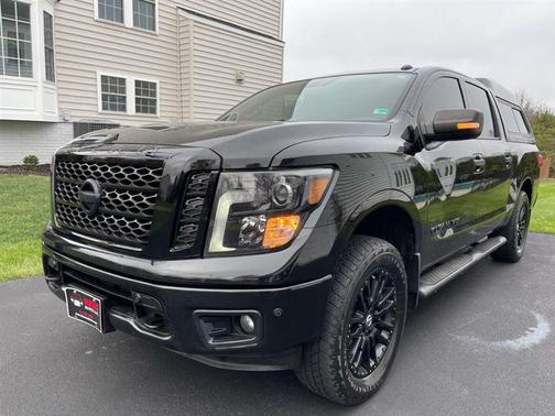 2018 Nissan Titan SV
