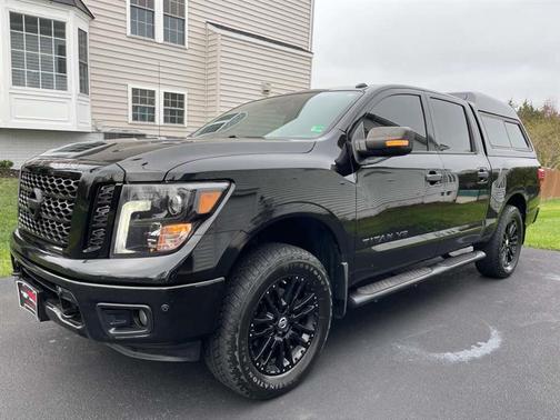 2018 Nissan Titan SV