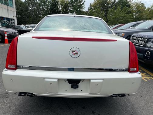2011 Cadillac DTS Premium Collection