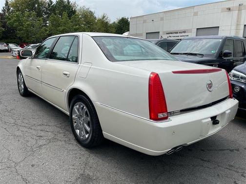 2011 Cadillac DTS Premium Collection